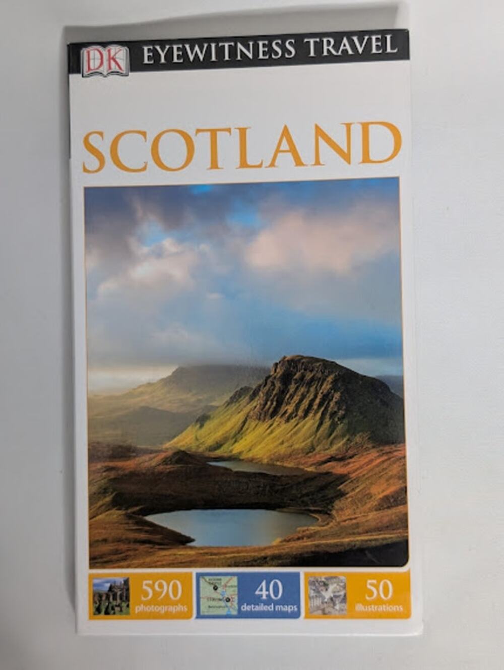 DK Eyewitness Travel Guide: Scotland Book